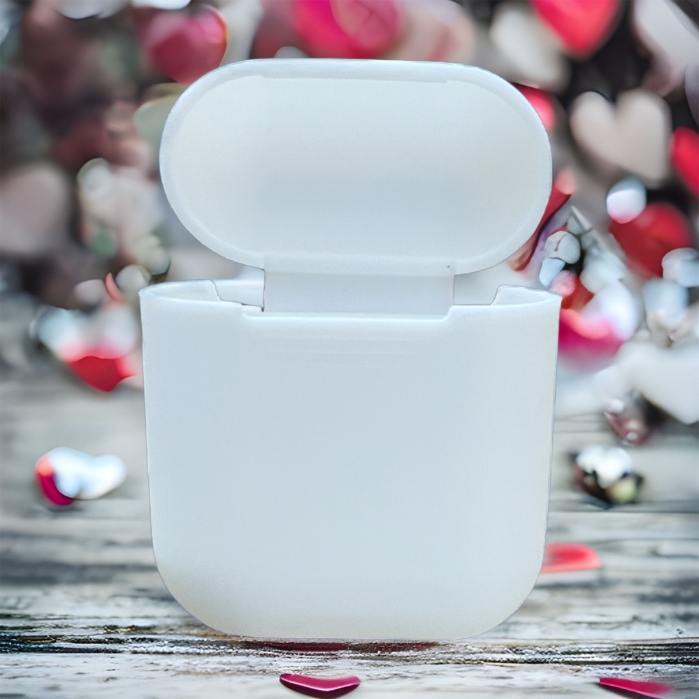 AirPod protective case white silicone preowned Great condition